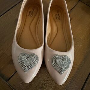 TOP Moda Women's Blush Flats with Silver Heart Detail